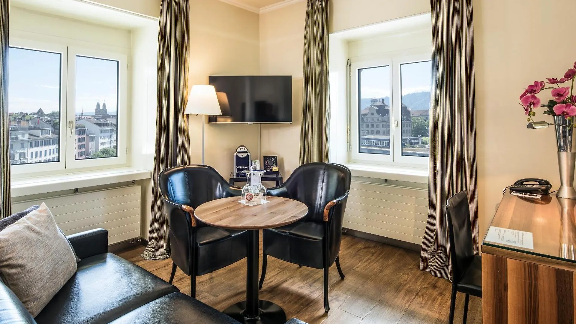 Central Plaza Zurich Hotel