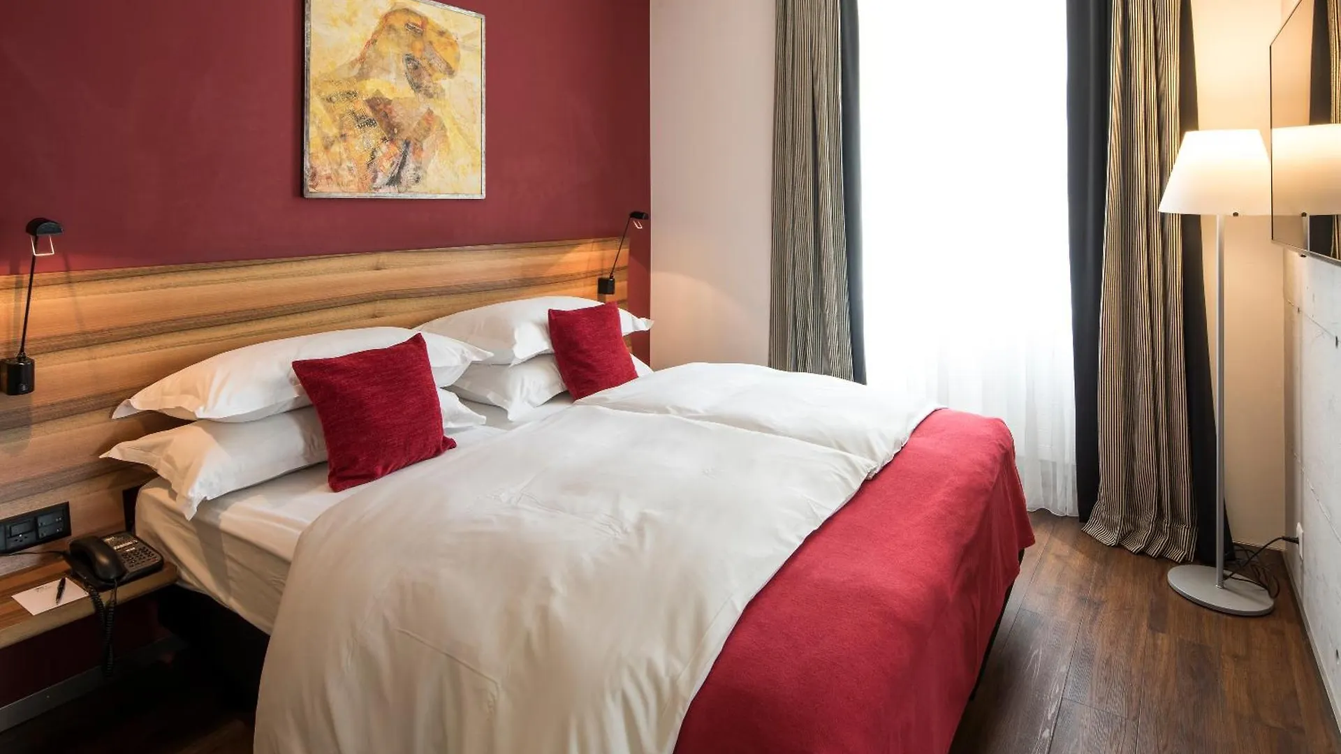 **** Hotel Central Plaza Zurich Switzerland